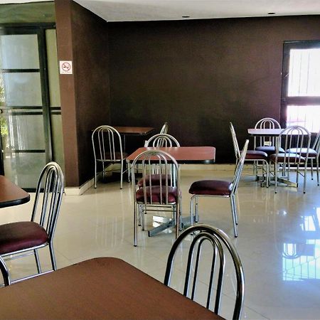 Laguna Inn 토레온 외부 사진