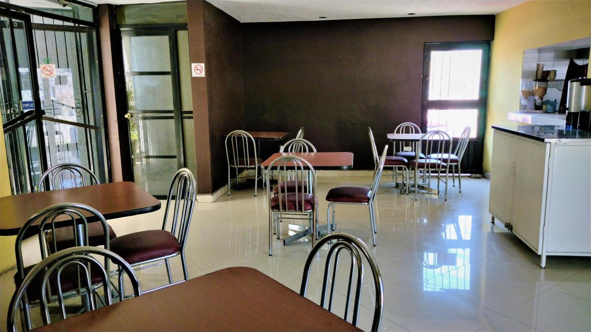 Laguna Inn 토레온 외부 사진